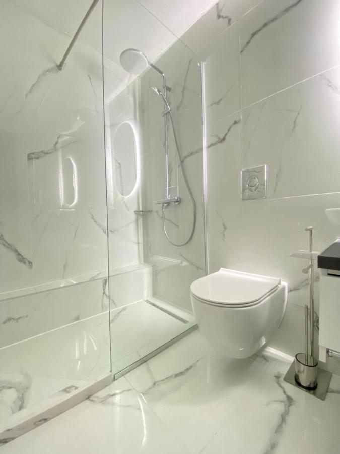 Wild Pear Old Town Boutique Accommodation โอครีด ภายนอก รูปภาพ