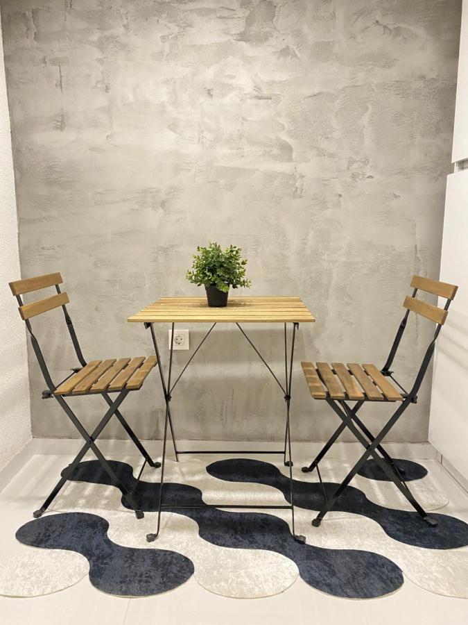 Wild Pear Old Town Boutique Accommodation โอครีด ภายนอก รูปภาพ